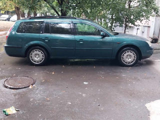 Ford Mondeo foto 6