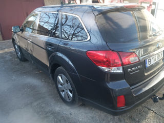 Subaru Outback foto 7