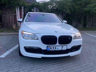 BMW 7 Series foto 1