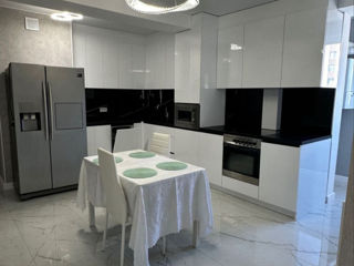 Apartament cu 2 camere, 56 m², Botanica, Chișinău