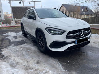 Mercedes GLA foto 1