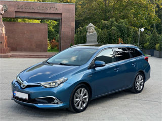 Toyota Auris foto 2