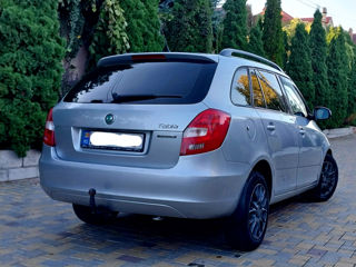 Skoda Fabia foto 2