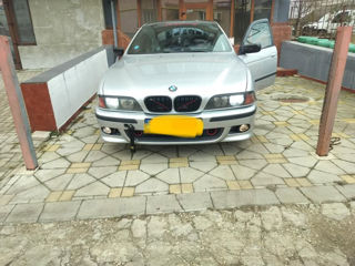 BMW 5 Series foto 6