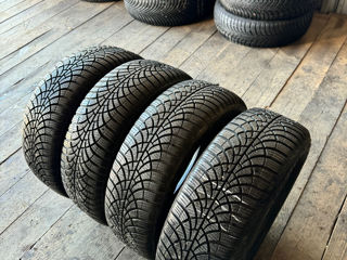 Зимние шины 185/55R15 Goodyear