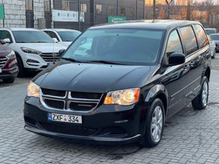 Dodge Grand Caravan foto 2