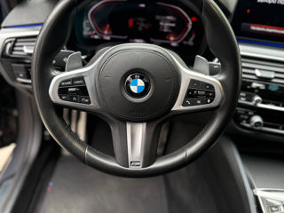 BMW 5 Series foto 16