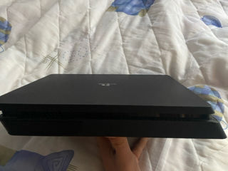 Vând ps4 slim foto 4