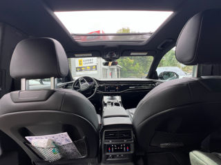 Audi Q8 foto 14