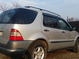 Mercedes ML Class foto 4