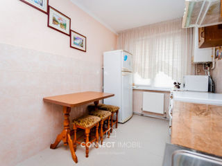Apartament cu 3 camere, 75 m², Poșta Veche, Chișinău foto 2