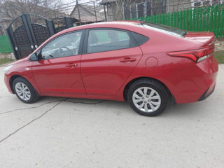 Hyundai Accent foto 7