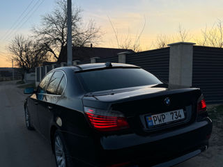 BMW 5 Series foto 5