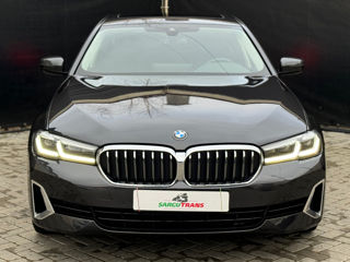 BMW 5 Series foto 2