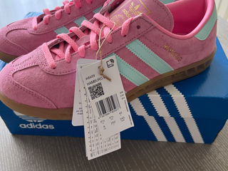 Adidas Originals Hamburg trainers in pink and blue foto 2