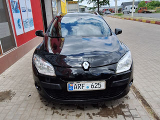 Renault Megane foto 2