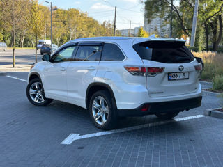 Toyota Highlander foto 3