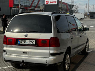 Volkswagen Sharan foto 4