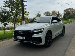 Audi Q8 foto 2