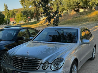 Mercedes E-Class foto 3