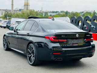 BMW 5 Series foto 8