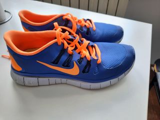 Продам фирм.кросовки nike.в идеальном состоянии..раз.40..25,5 см..цена 400 лей foto 1