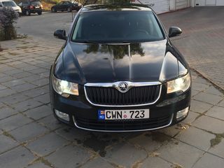 Skoda Superb foto 3