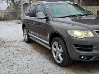 Volkswagen Touareg foto 2