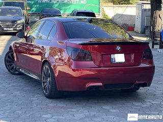 BMW 5 Series foto 3