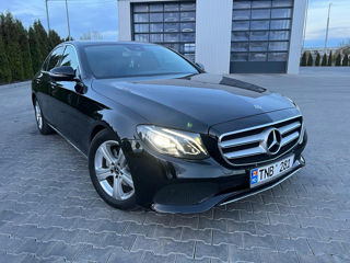 Mercedes E-Class foto 4