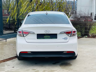 Hyundai Sonata foto 19