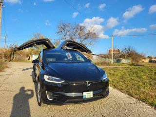 Tesla Model X foto 3