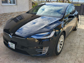 Tesla Model X foto 4