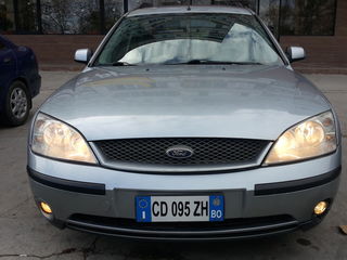 Ford Mondeo foto 7