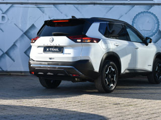 Nissan X-Trail foto 4