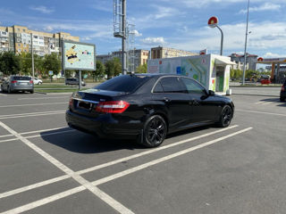 Mercedes E-Class foto 5