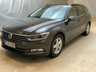 Volkswagen Passat foto 1