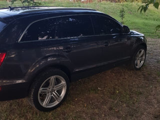 Audi Q7 foto 4