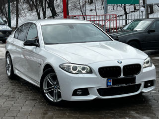 BMW 5 Series foto 4