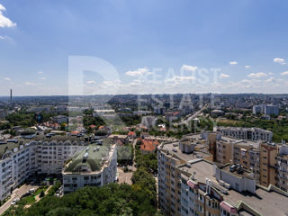 Apartament cu 3 camere, 225 m², Râșcani, Chișinău foto 9