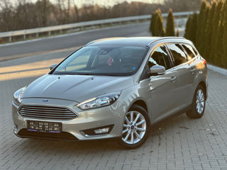 Ford Focus foto 2