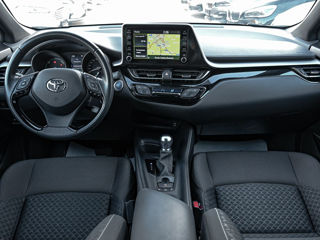 Toyota C-HR foto 6