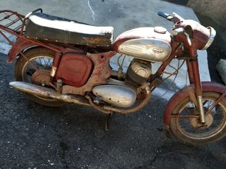 Jawa 250 foto 1