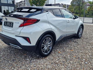 Toyota C-HR foto 11