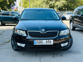 Skoda Octavia foto 1