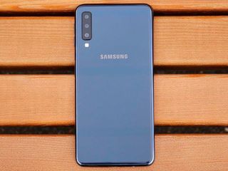 Samsung Galaxy S 10+ foto 2