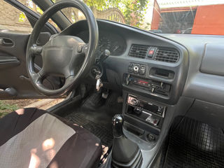 Mazda 323 foto 7