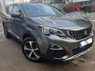 Peugeot 3008 foto 1