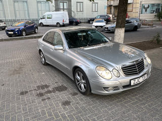 Mercedes E-Class foto 4