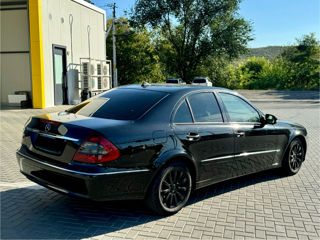 Mercedes E-Class foto 3